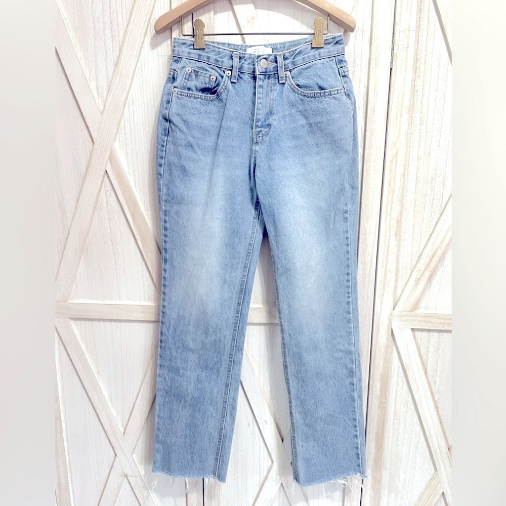 RE_L High Waist Straight Leg Raw Hem Jeans Size S‎